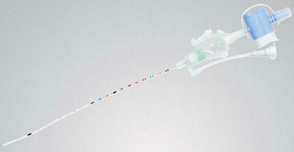 Verso™ Closed Style Closed Suction Catheter, Tracheostomy Type, 5 – 20 cm Length