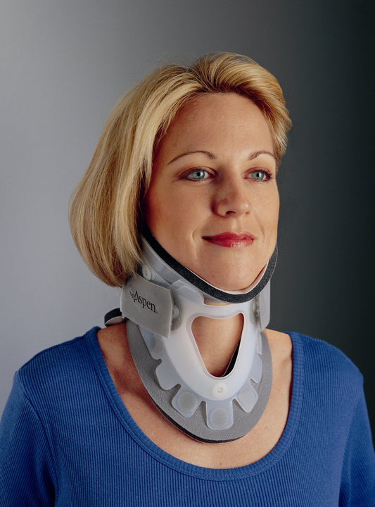 ProCare Transitional 172 Rigid Cervical Collar with Replacement Pads